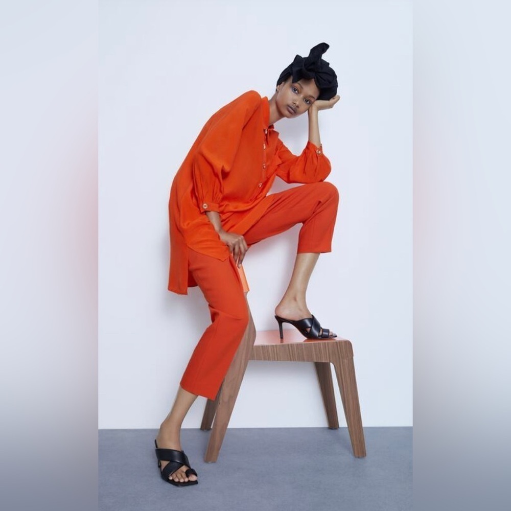 NWT Zara orange collared tunic w/4 gold buttons, front pocket, button cuffs 🧡 - Picture 2 of 7